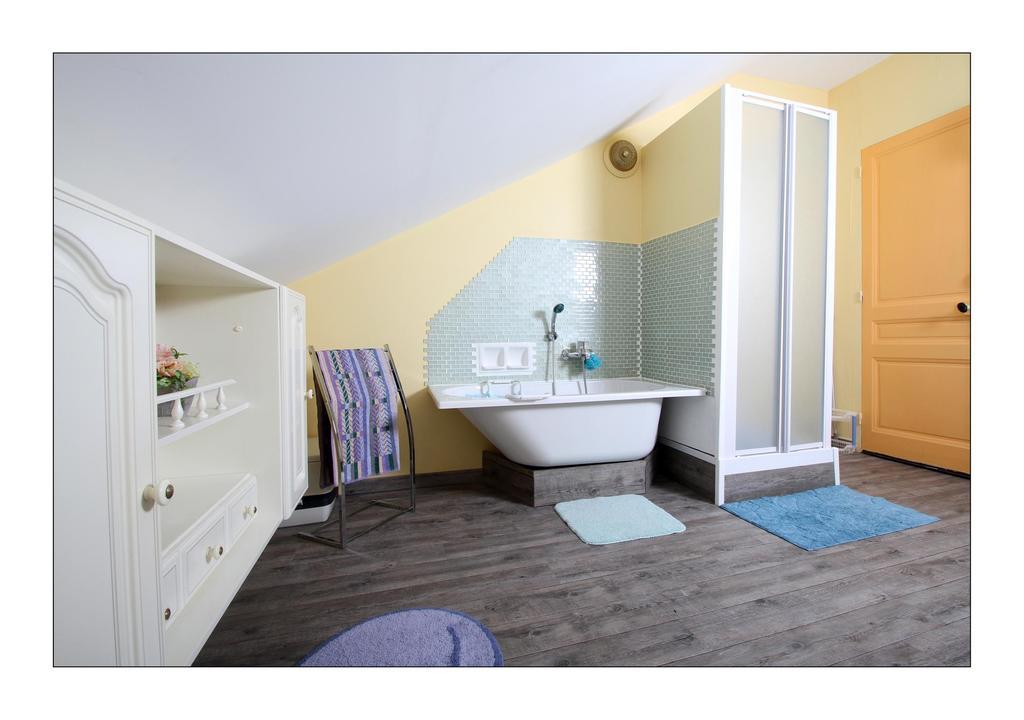 La Renardiere Saint-Sauveur-de-Montagut Room photo